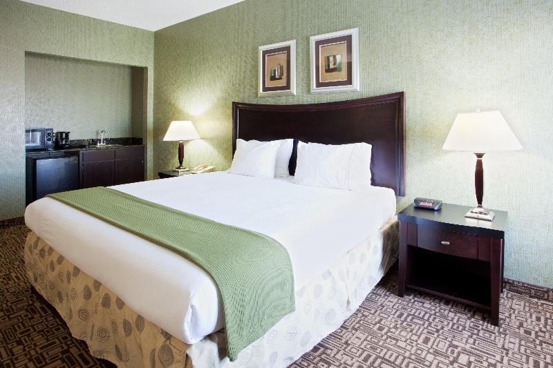 Best Western Plus Harrisonburg Exterior photo