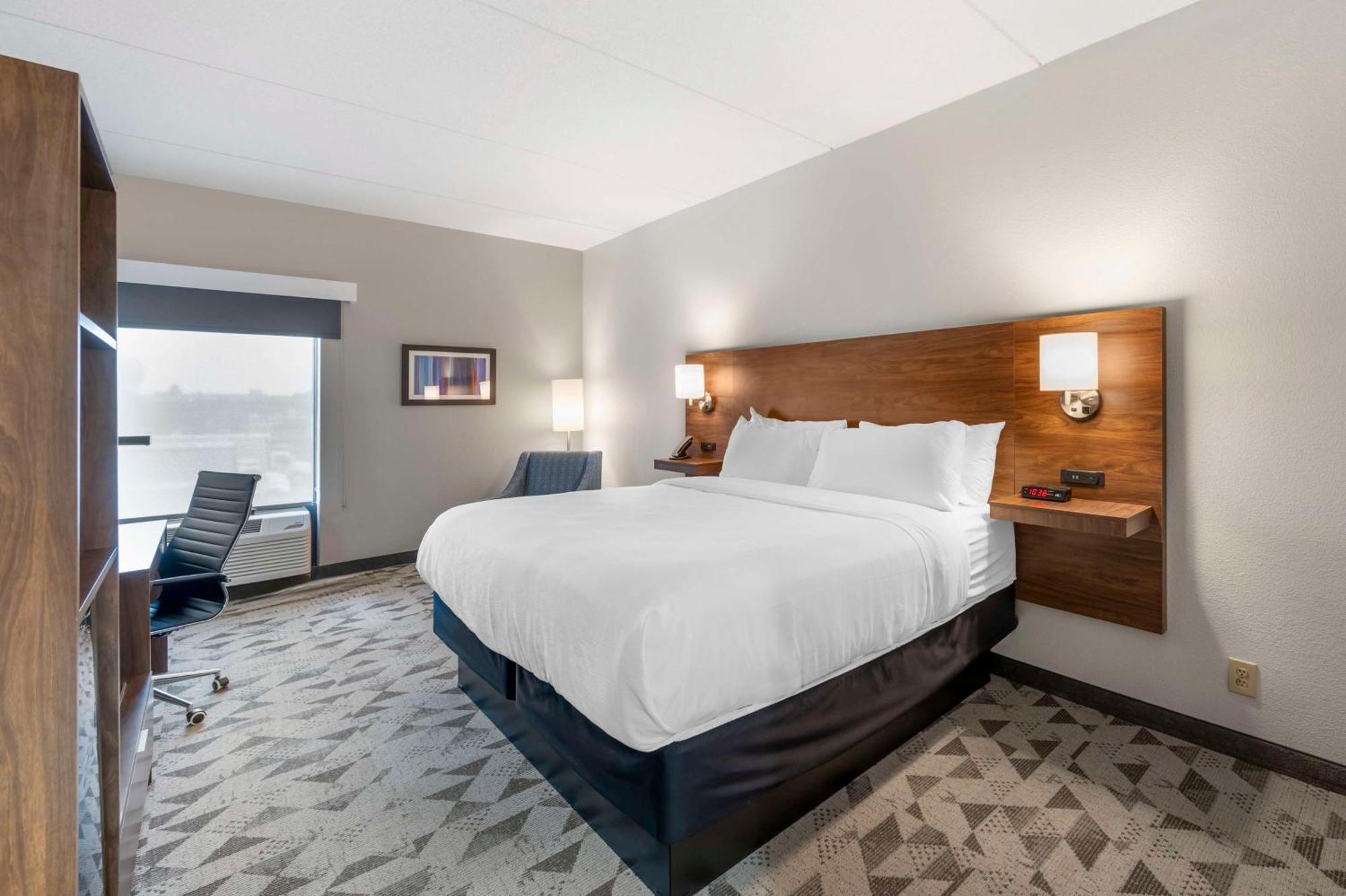 Best Western Plus Harrisonburg Exterior photo